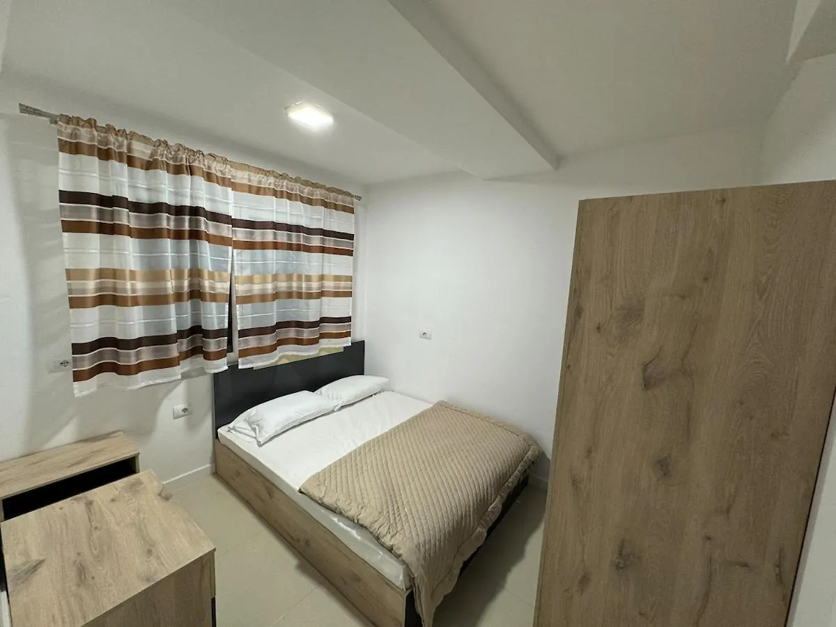 Luxury Stay Surrounded By Nature Tirana Apartamento